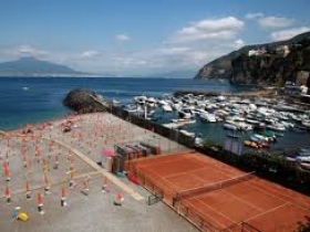 Seaside Tennis