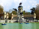 Monumento di Alfonoso XII Parco del Buen Retiro Madrid