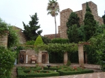  Chiostro e giardino, Alcazaba  - Malaga -